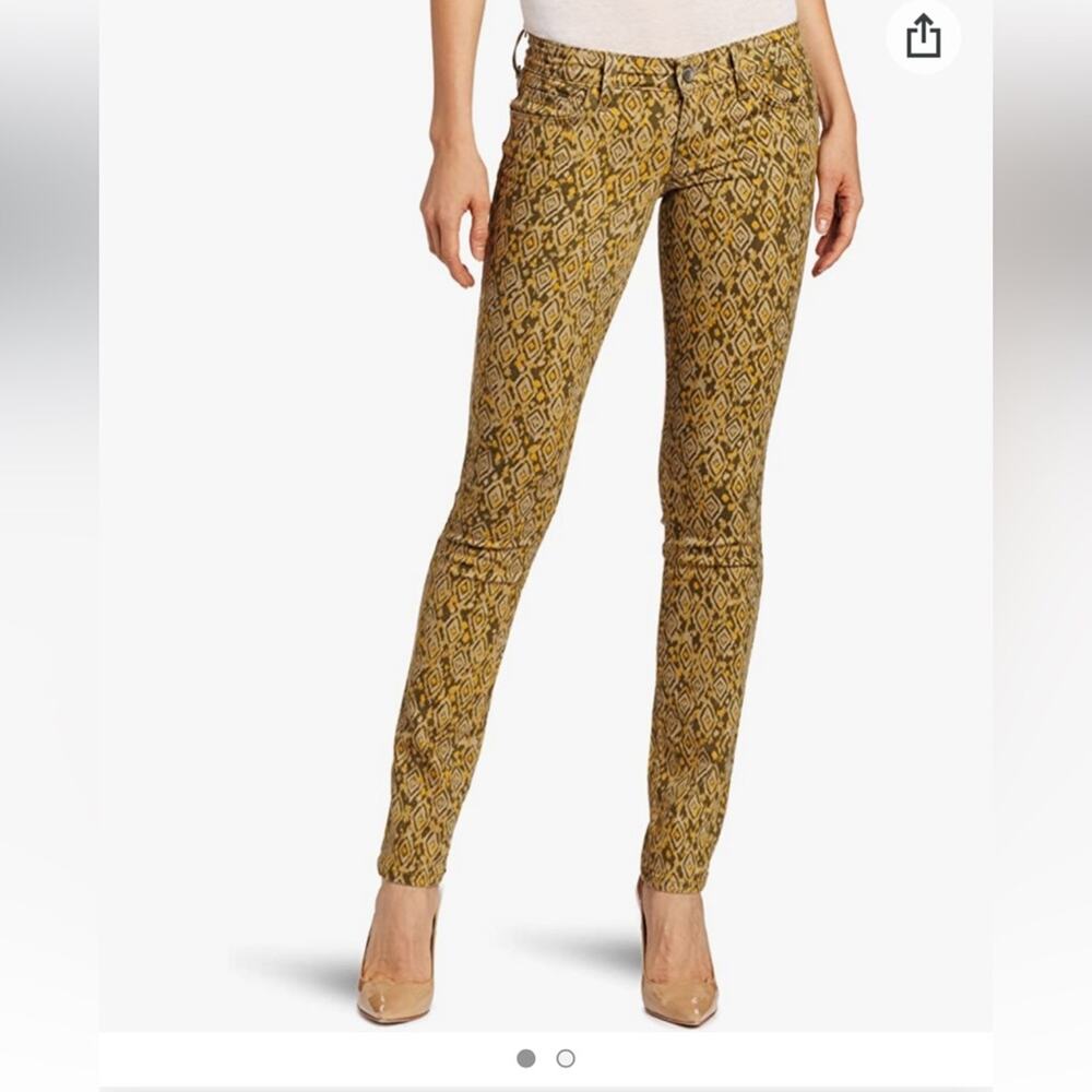 Level 99 Women's Size 26 Lily Straight Skinny Jean Low Rise Geometric Print